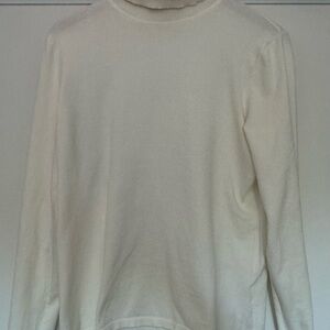 Jones New York Women's Cream Turtleneck Sweater